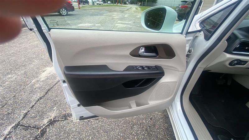 Chrysler Pacifica Touring-L Plus 2017
