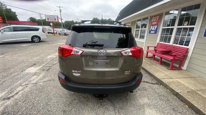 Toyota RAV4 XLE AWD 2013