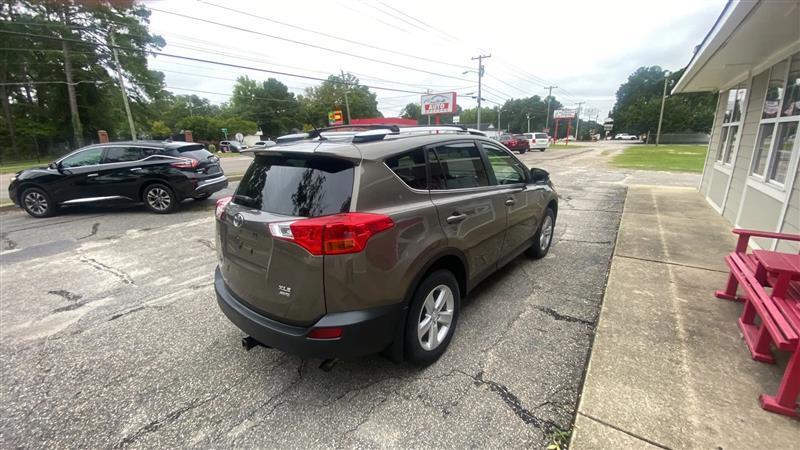 Toyota RAV4 XLE AWD 2013