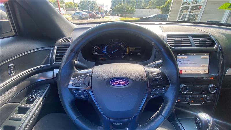 Ford Explorer XLT 4WD 2019