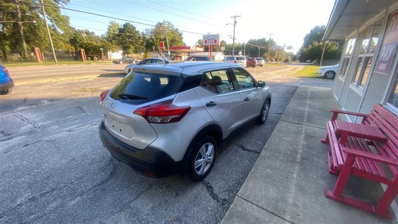 Nissan Kicks S 2020
