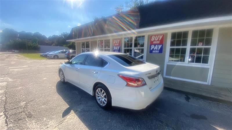 Nissan Altima 2.5 S 2015