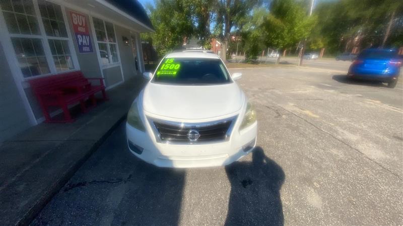 Nissan Altima 2.5 S 2015