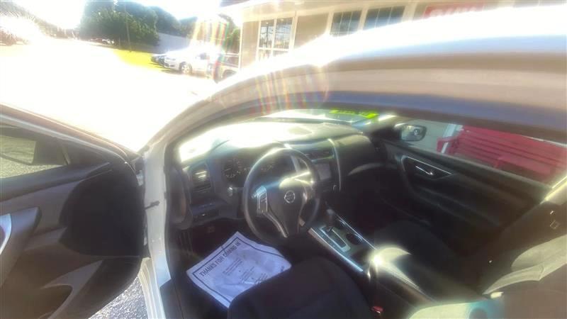 Nissan Altima 2.5 S 2015