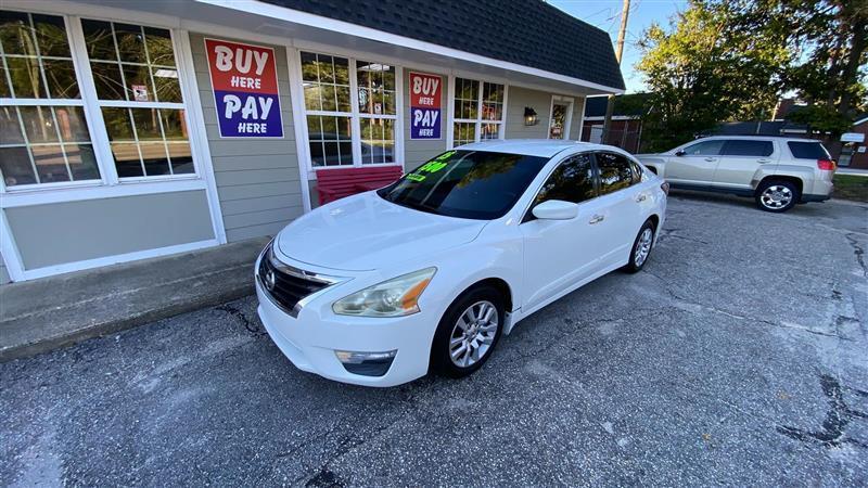 Nissan Altima 2.5 S 2015