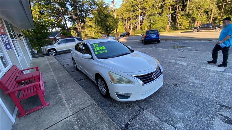 Nissan Altima 2.5 S 2015