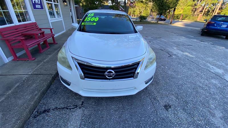 Nissan Altima 2.5 S 2015