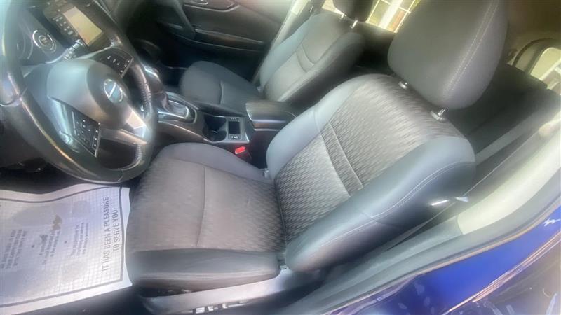 Nissan Rogue SV AWD 2017