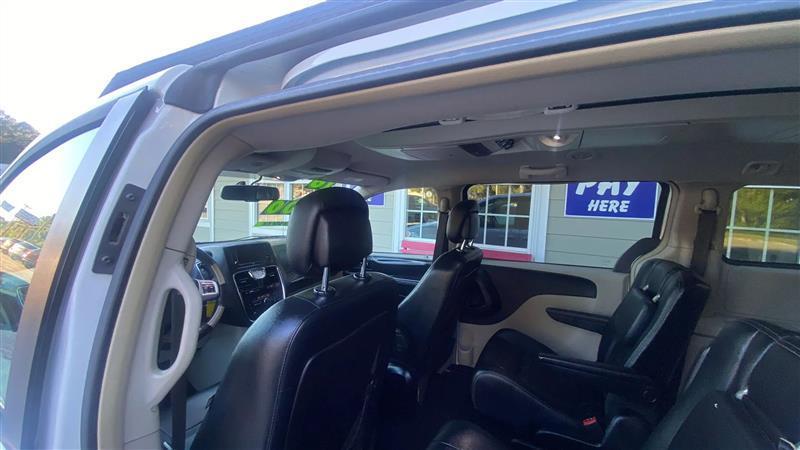 Chrysler Town & Country Touring 2016
