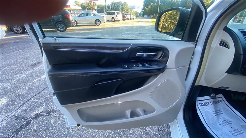 Chrysler Town & Country Touring 2016