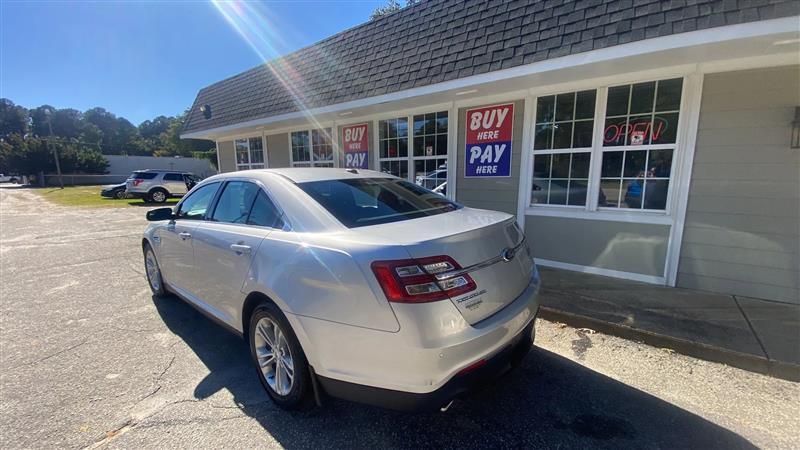 Ford Taurus SEL FWD 2013