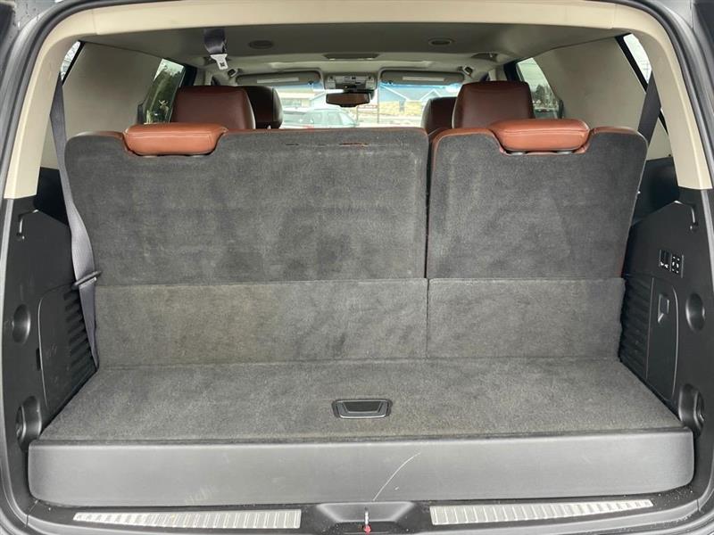 Cadillac Escalade Luxury 4WD 2016