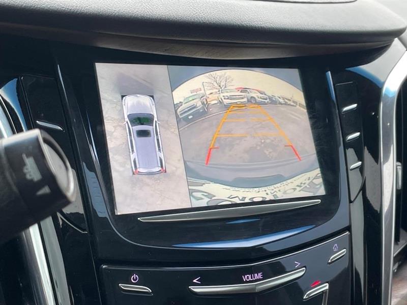 Cadillac Escalade Luxury 4WD 2016