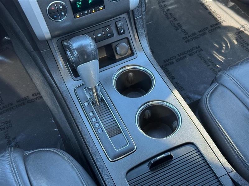 Chevrolet Traverse 2LT AWD 2012 Chevrolet Traverse 2LT AWD 2012