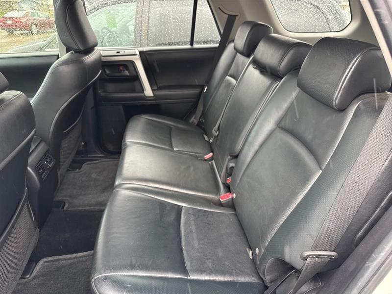 Toyota 4Runner SR5 4WD 2010 Toyota 4Runner SR5 4WD 2010