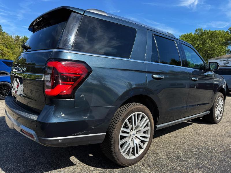 2022 Ford Expedition Limited photo 3