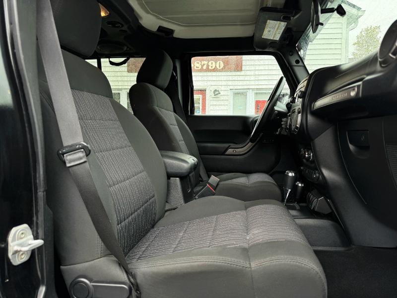 Jeep Wrangler Unlimited Sport 4WD 2012 Jeep Wrangler Unlimited Sport 4WD 2012