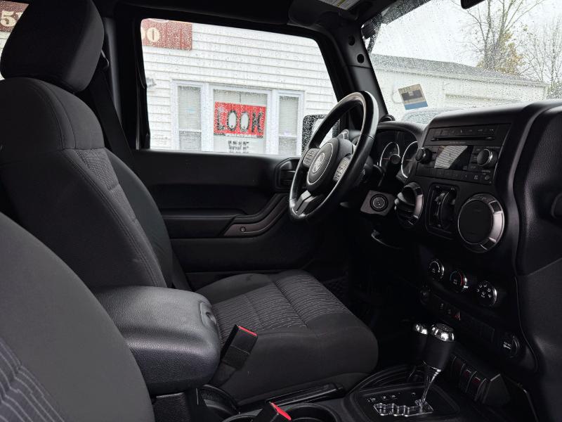 Jeep Wrangler Unlimited Sport 4WD 2012 Jeep Wrangler Unlimited Sport 4WD 2012