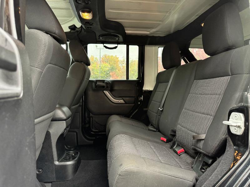 Jeep Wrangler Unlimited Sport 4WD 2012 Jeep Wrangler Unlimited Sport 4WD 2012