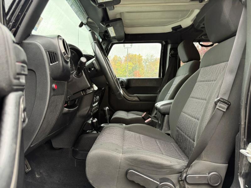 Jeep Wrangler Unlimited Sport 4WD 2012 Jeep Wrangler Unlimited Sport 4WD 2012