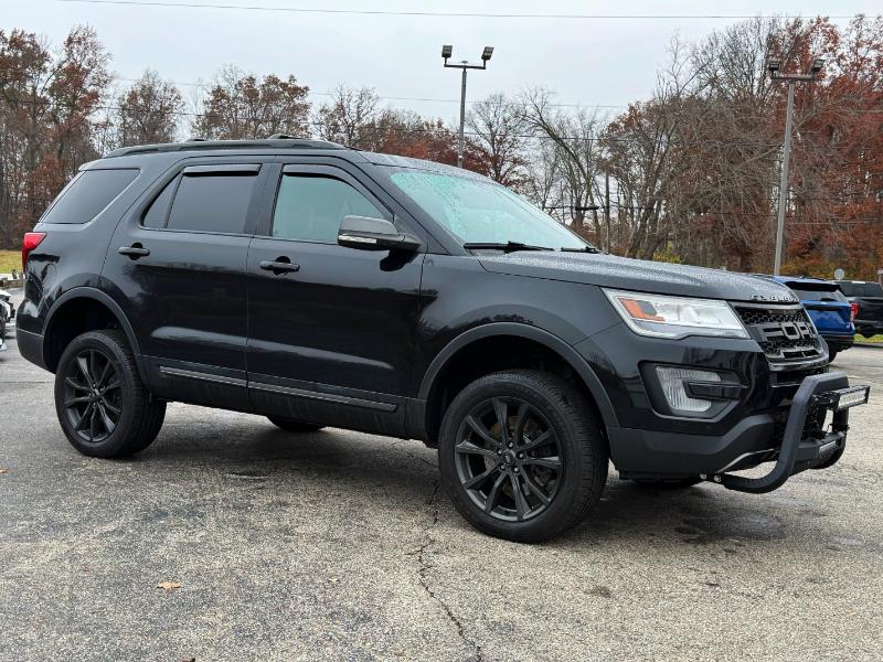 Ford Explorer XLT 4WD 2017