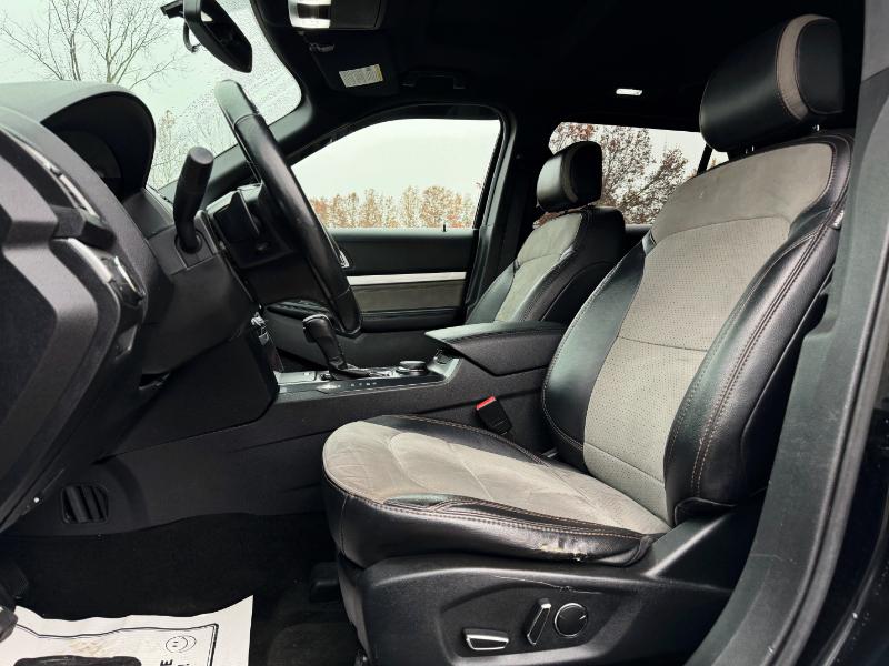 Ford Explorer XLT 4WD 2017