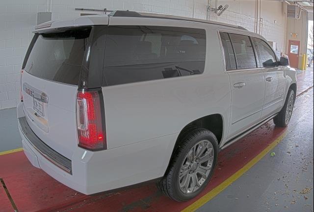 GMC Yukon XL Denali 4WD 2017