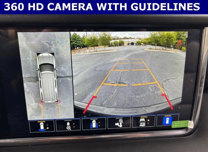 GMC Yukon XL Denali 4WD 2022