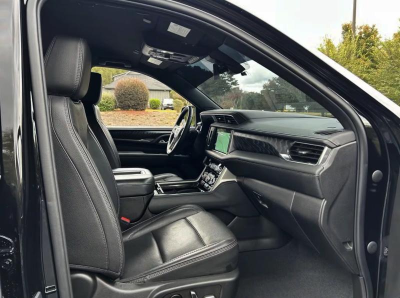 GMC Yukon XL Denali 4WD 2022