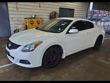 2010 Nissan Altima 2.5 S 6M/T Coupe
