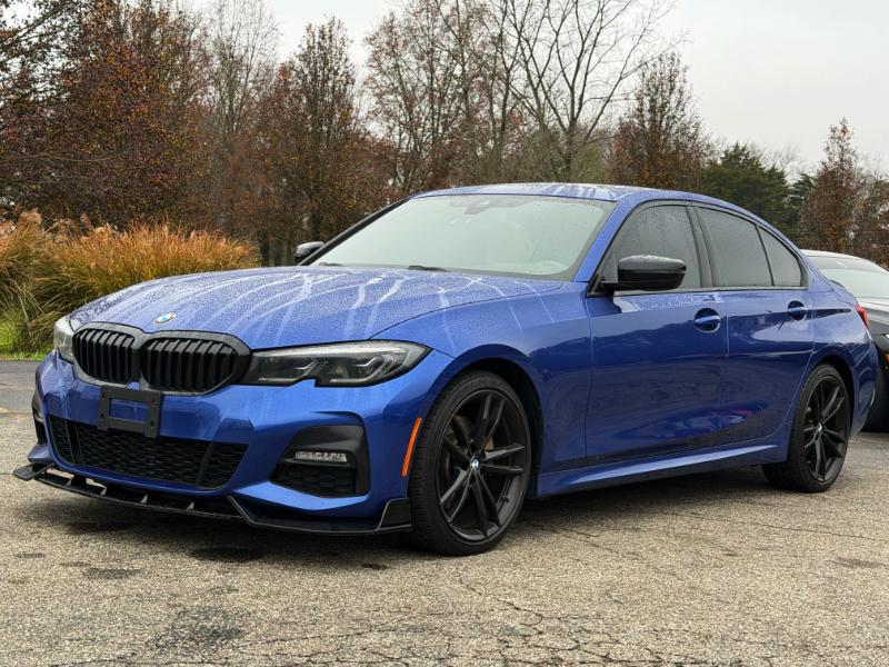 BMW 3-Series  2021