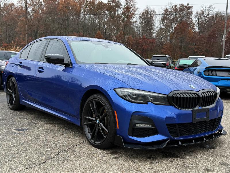 BMW 3-Series  2021