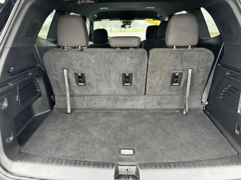 GMC Acadia Elevation 2025