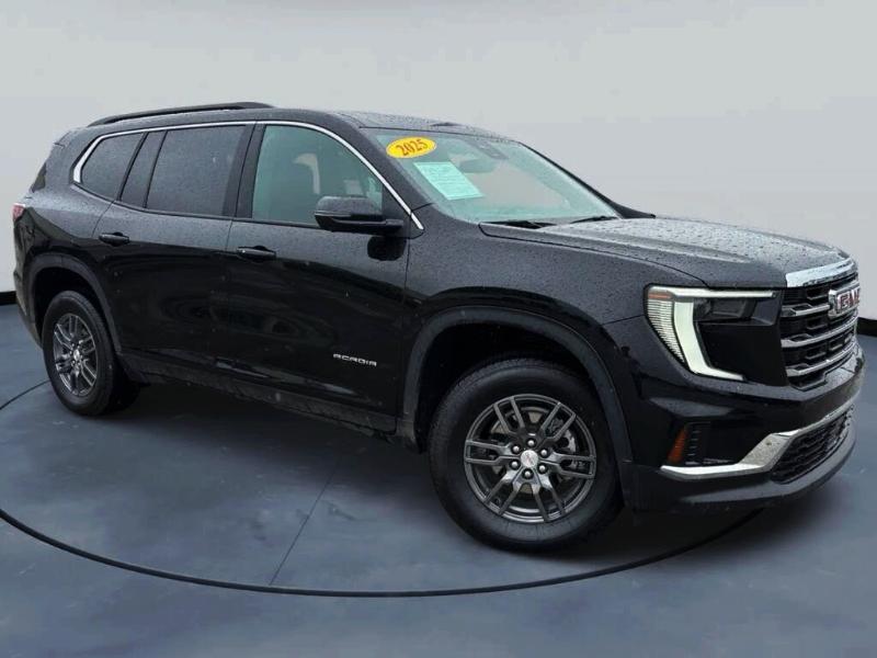 GMC Acadia Elevation 2025