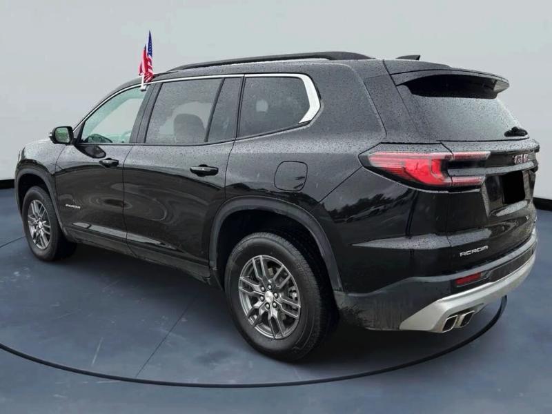 GMC Acadia Elevation 2025