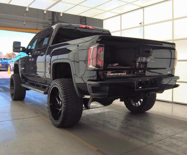 GMC Sierra 1500 SLT Crew Cab Short Box 4WD 2018