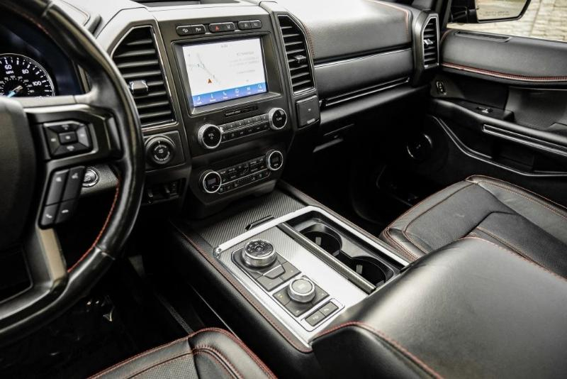 Ford Expedition  2020