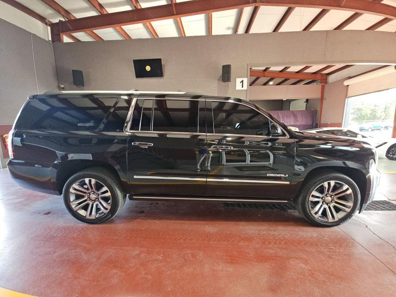 GMC Yukon XL Denali 4WD 2018