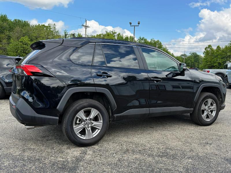 Toyota RAV4 XLE 2025