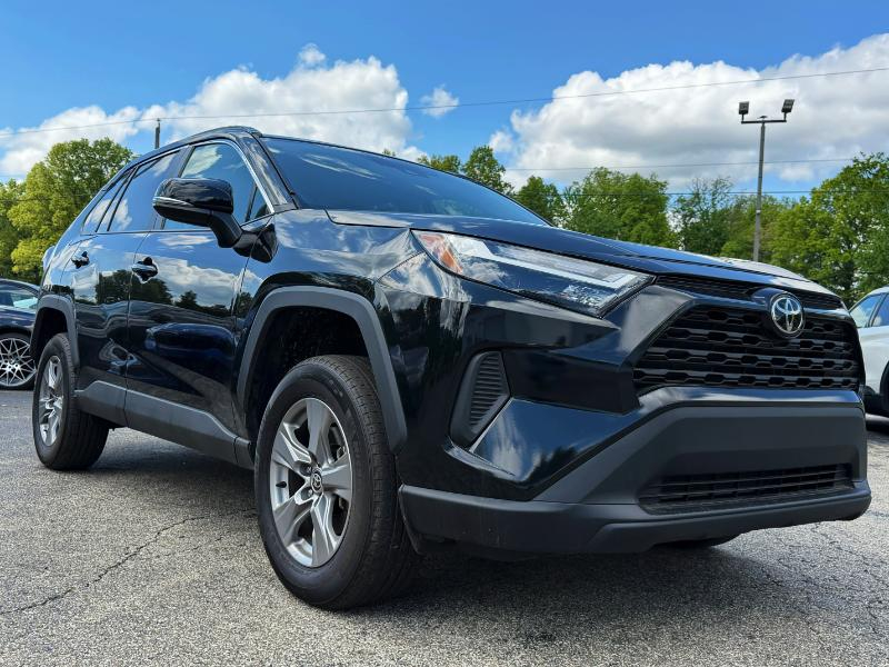 Toyota RAV4 XLE 2025