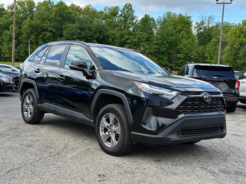 Toyota RAV4 XLE 2025