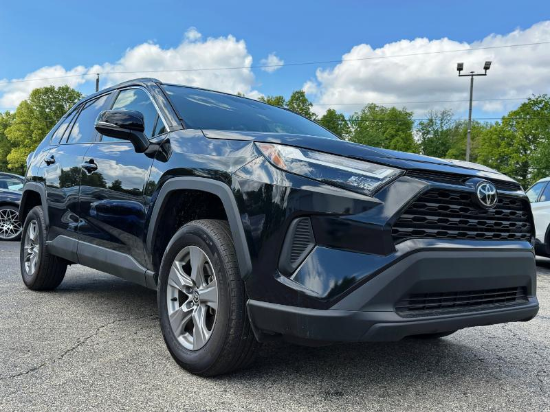 Toyota RAV4 XLE 2025