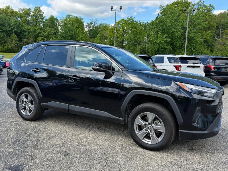 Toyota RAV4 XLE 2025