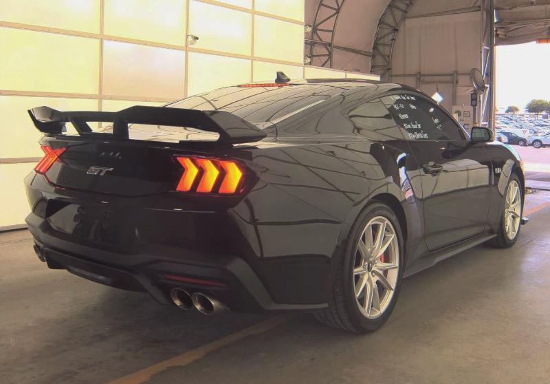 Ford Mustang GT Premium Coupe 2024