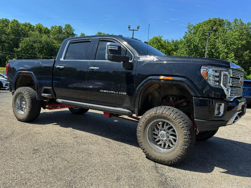 GMC Sierra 2500HD Denali Crew Cab 4WD 2020
