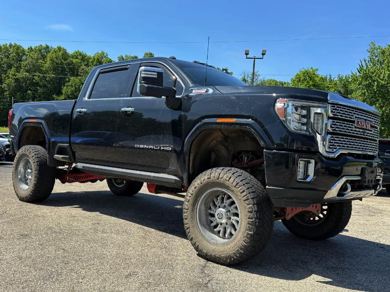 GMC Sierra 2500HD Denali Crew Cab 4WD 2020
