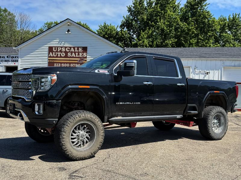 GMC Sierra 2500HD Denali Crew Cab 4WD 2020