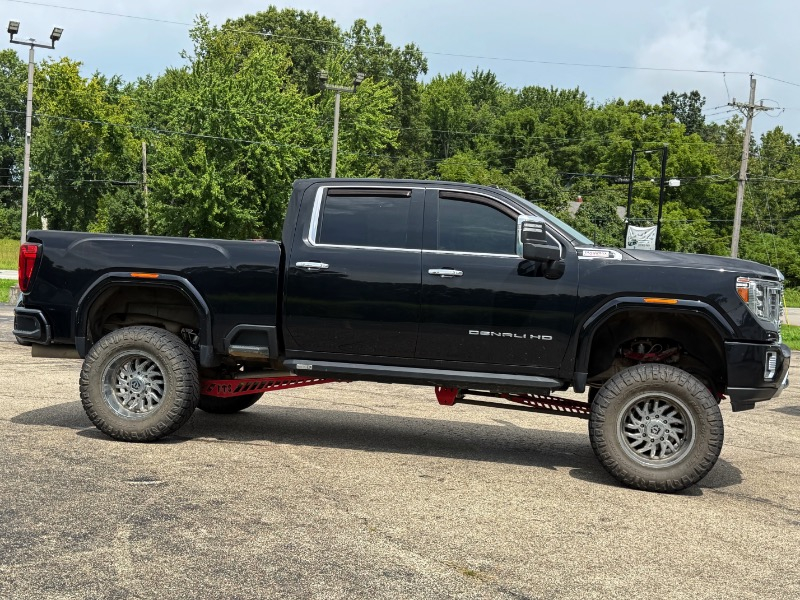 GMC Sierra 2500HD Denali Crew Cab 4WD 2020