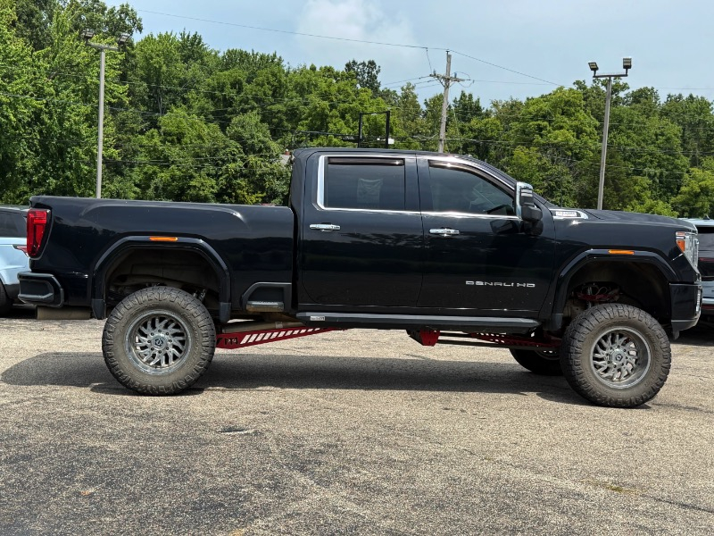 GMC Sierra 2500HD Denali Crew Cab 4WD 2020