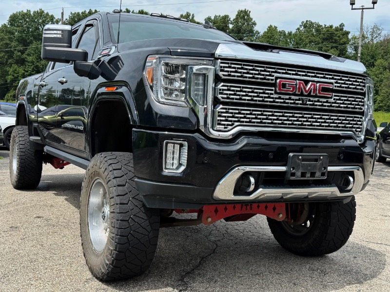 GMC Sierra 2500HD Denali Crew Cab 4WD 2020